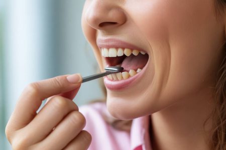 Sécheresse de la bouche : causes, conséquences et remèdes naturels