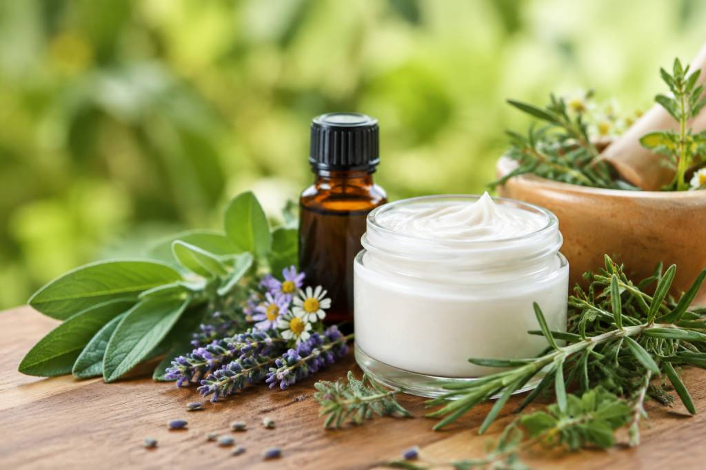 Dermatite séborrhéique nourrisson visage : guide des soins doux et produits adaptés